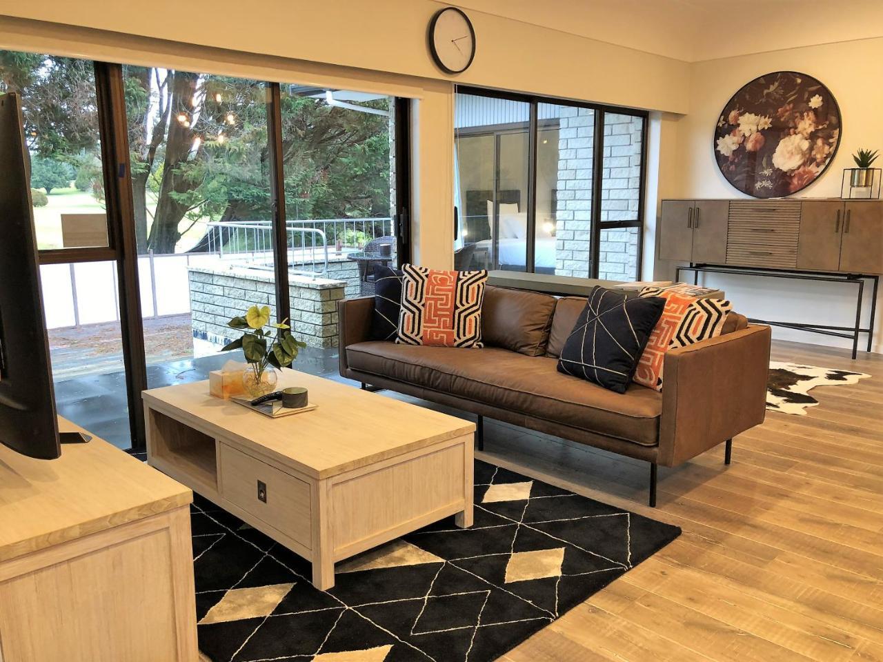 Luxury K-Lodge With Golf Course View-Rotorua Exterior photo